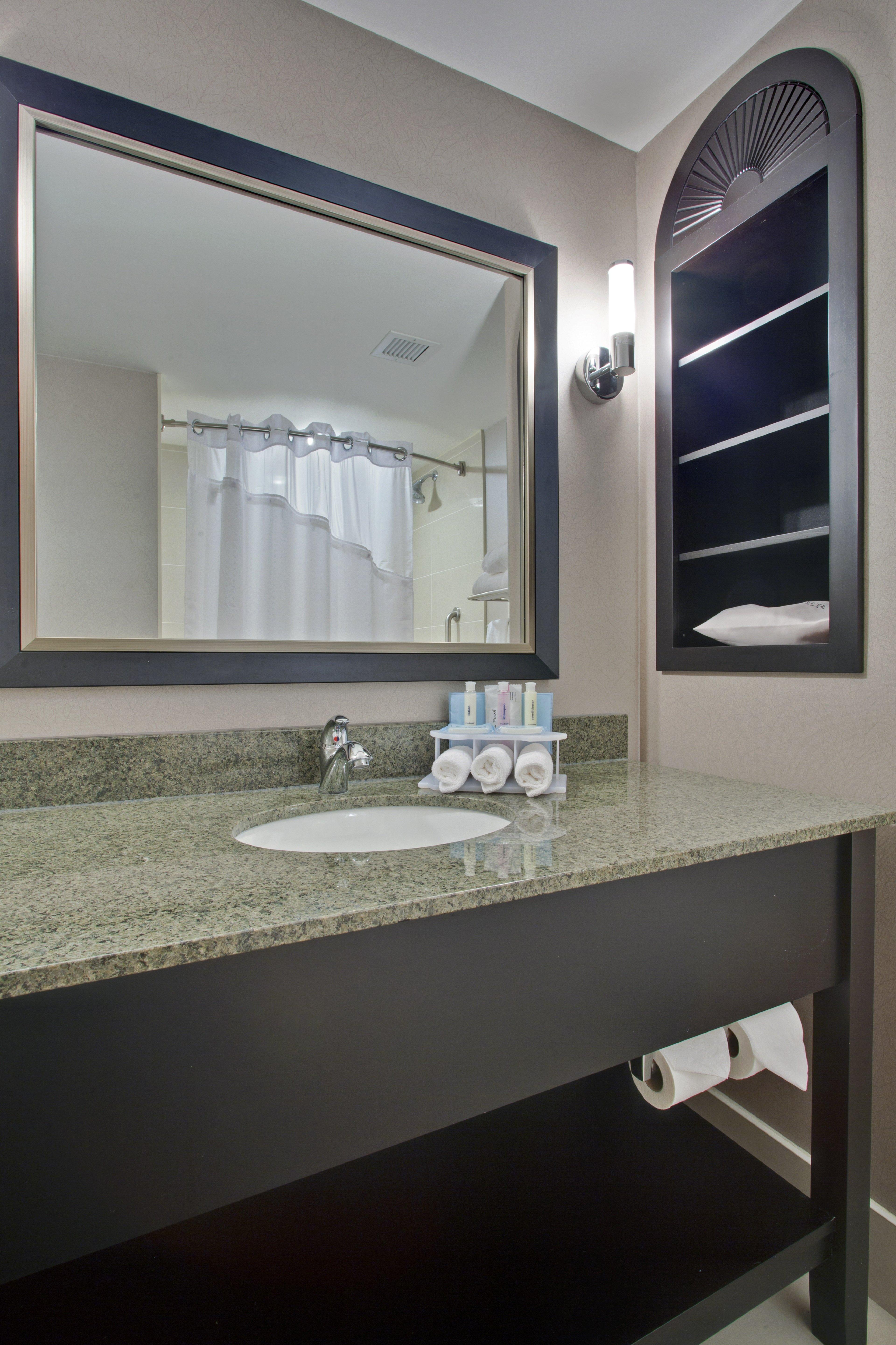 Holiday Inn Express Hotel & Suites Ottawa West-Nepean, An Ihg Hotel Екстер'єр фото